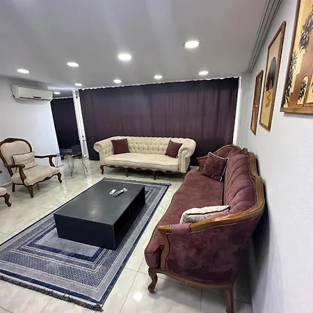 아파트 In The City Center Square *