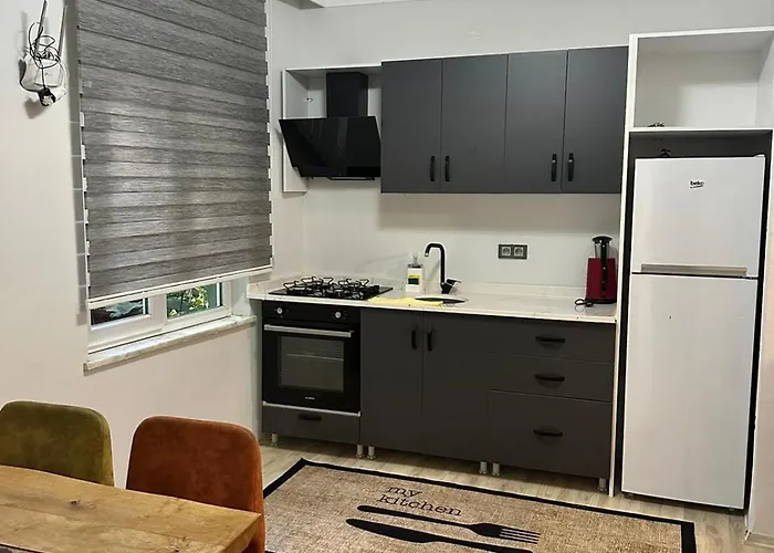 Apartment In The City Center Square